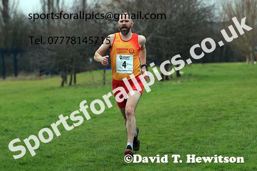 Mens 35s to 64s and, 2025 NEMAA Cross Country Champs., Acklam, Middlesbrough. Photo: David T. Hewitson/Sports for All Pics